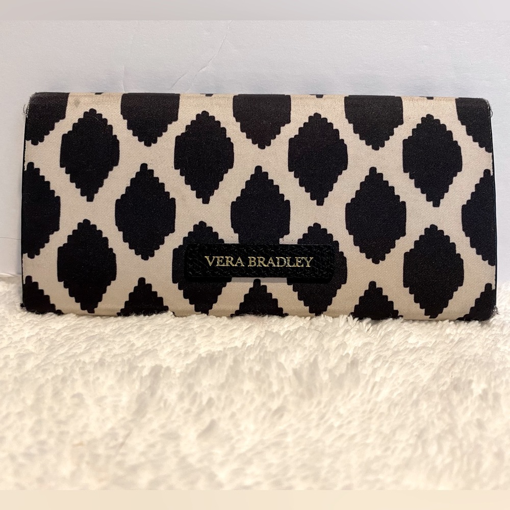 Vera Bradley Trifold Wallet with Magnet Closure